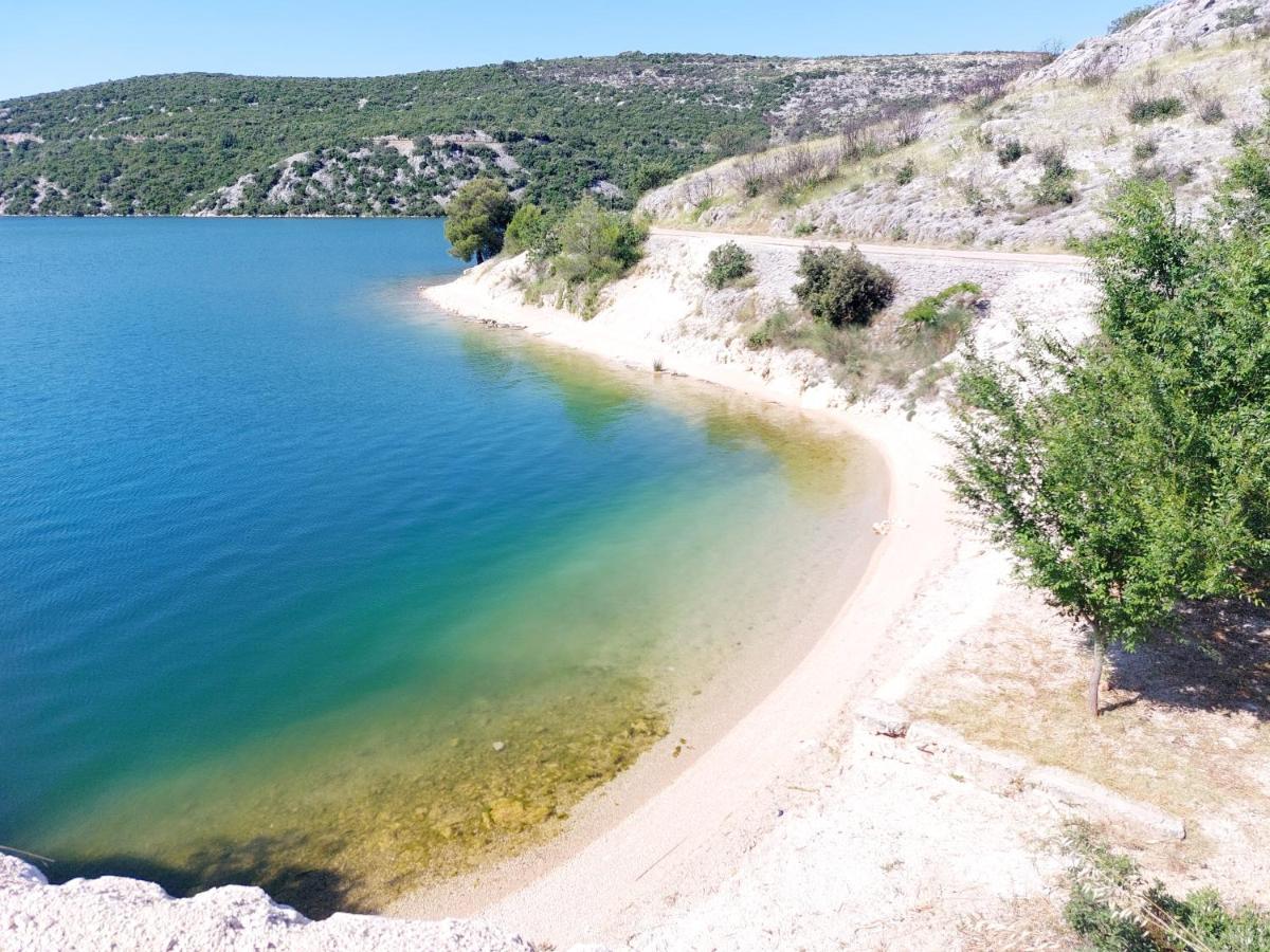 Amari-Zaton Daire Zaton  Dış mekan fotoğraf